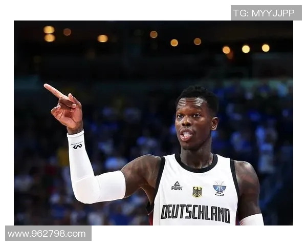 丹尼斯施罗德在NBA的崛起与挑战：从德国小将到联盟明星的奋斗历程